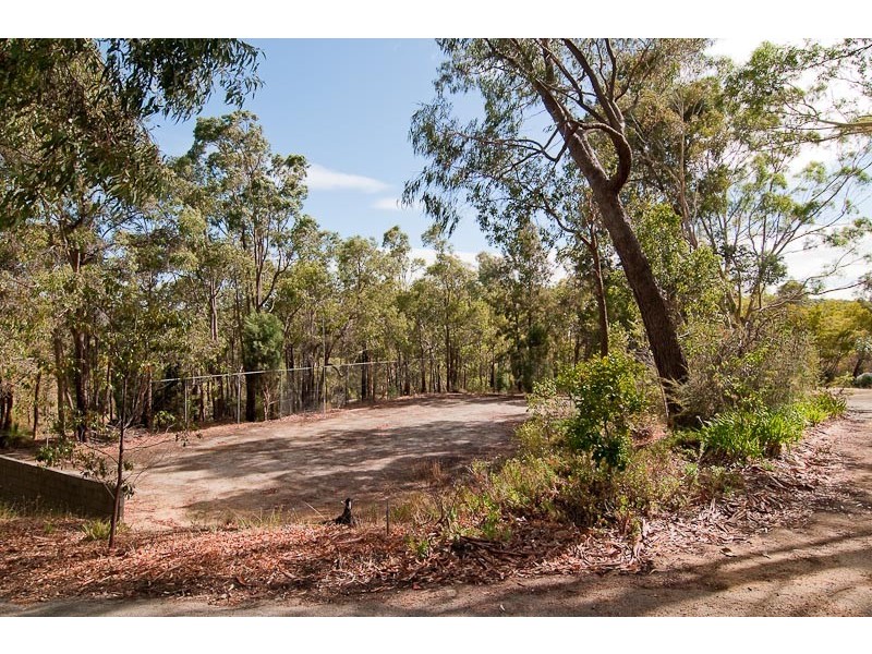 445 Victoria Road, Hovea WA 6071