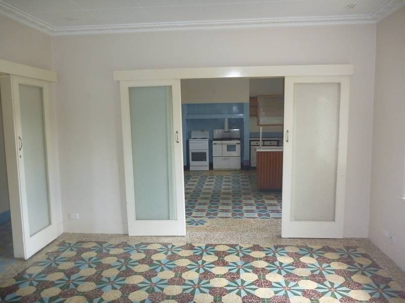 91 Sayer St, Midland WA 6056