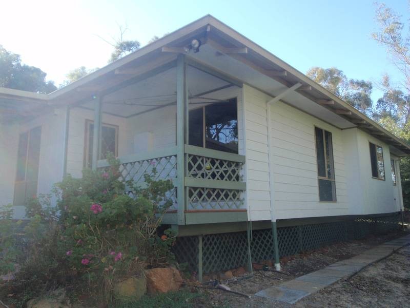 2055B Clayton Road, Boya WA 6056