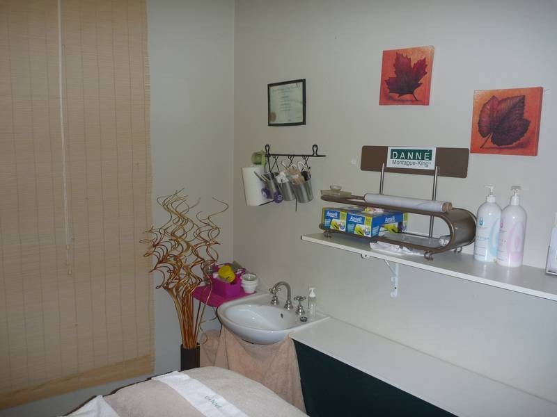 4/16 The Avenue, Midland WA 6056