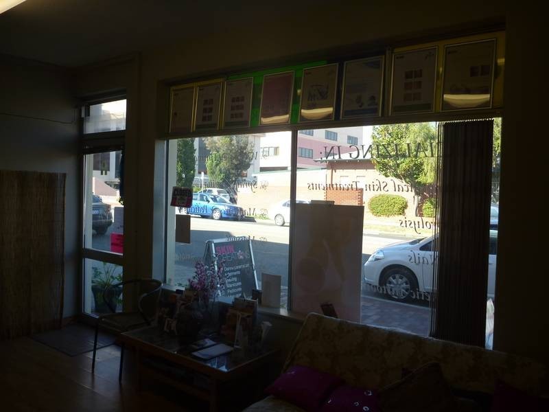 4/16 The Avenue, Midland WA 6056