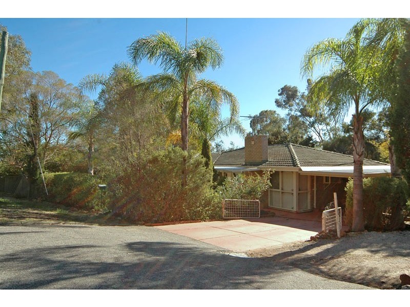 33 Cara Road, Greenmount WA 6056