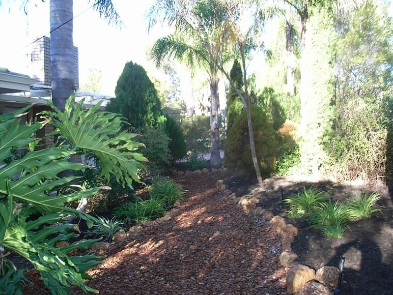 33 Cara Road, Greenmount WA 6056