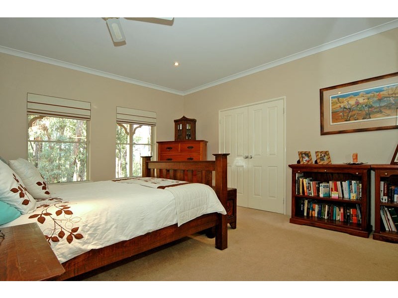 1100 Wildberry Drive, Stoneville WA 6081