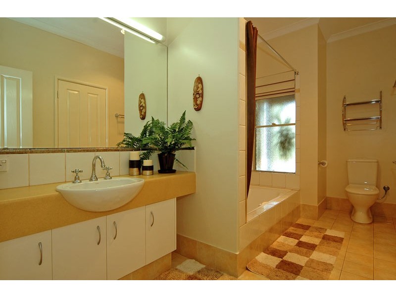 1100 Wildberry Drive, Stoneville WA 6081