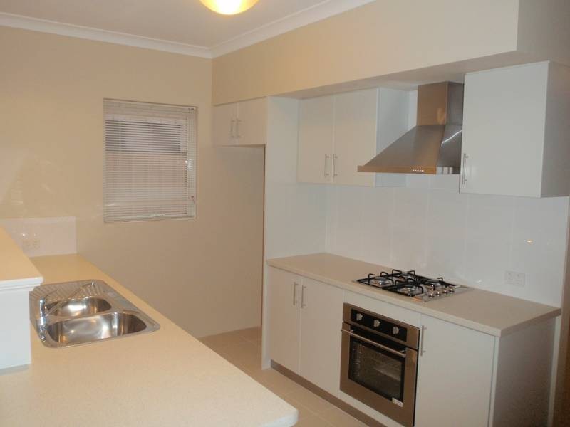 4/32 North Street, Midland WA 6056