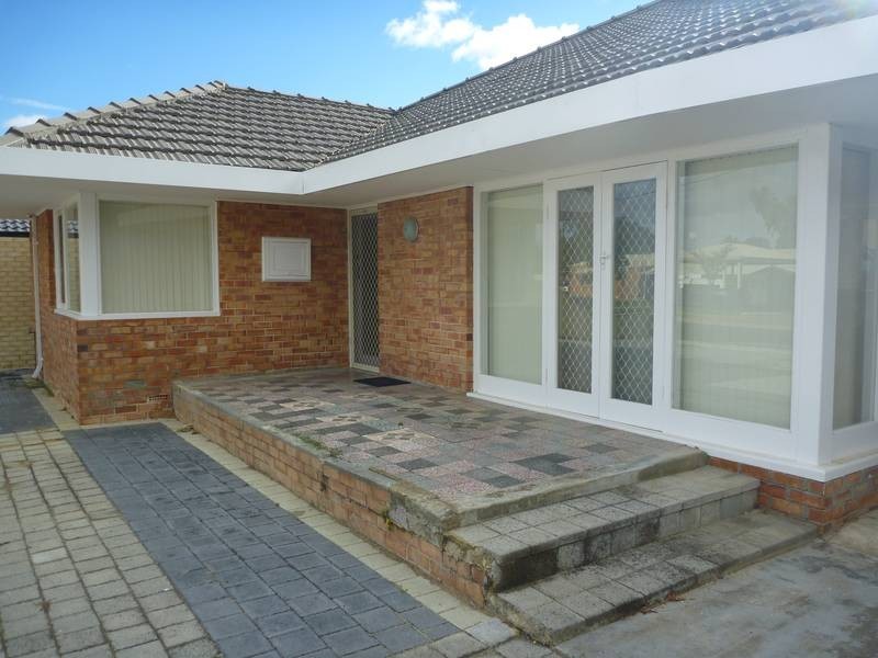 11 Templeman Place, Midland WA 6056