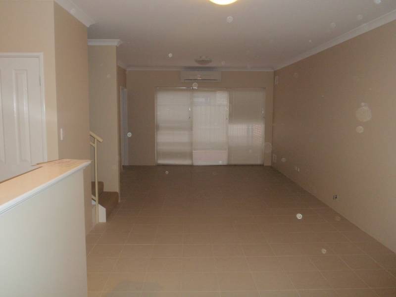 2/32 North Street, Midland WA 6056