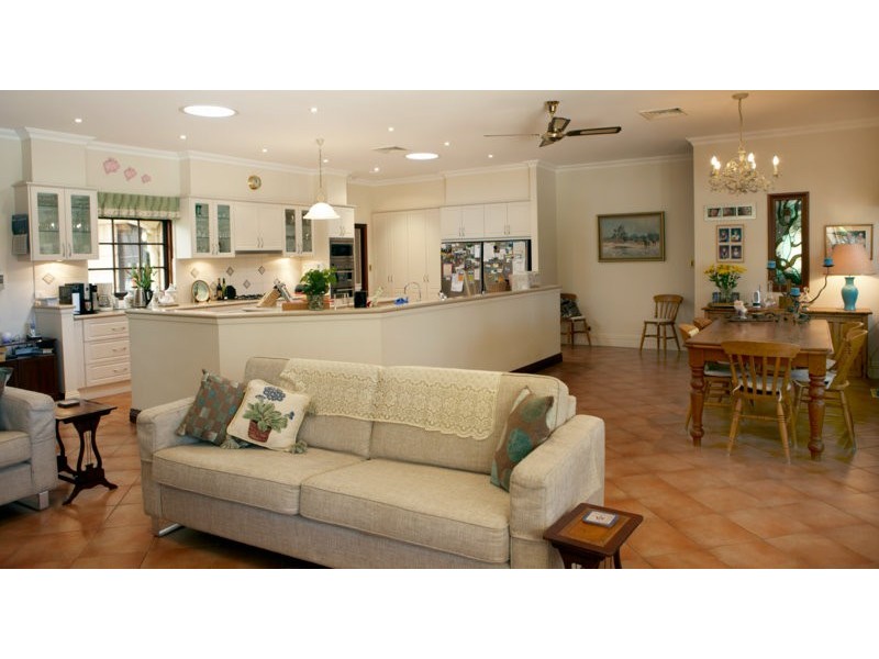 198 Burgess Road, Gidgegannup WA 6083