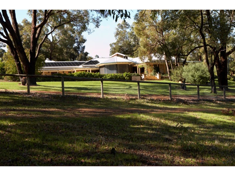 198 Burgess Road, Gidgegannup WA 6083