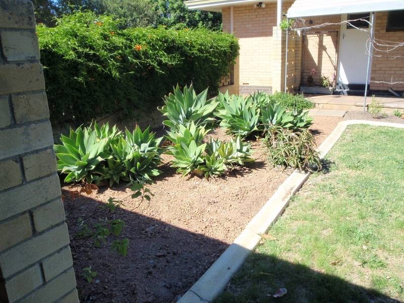 10 Kingsley Drive, South Guildford WA 6055