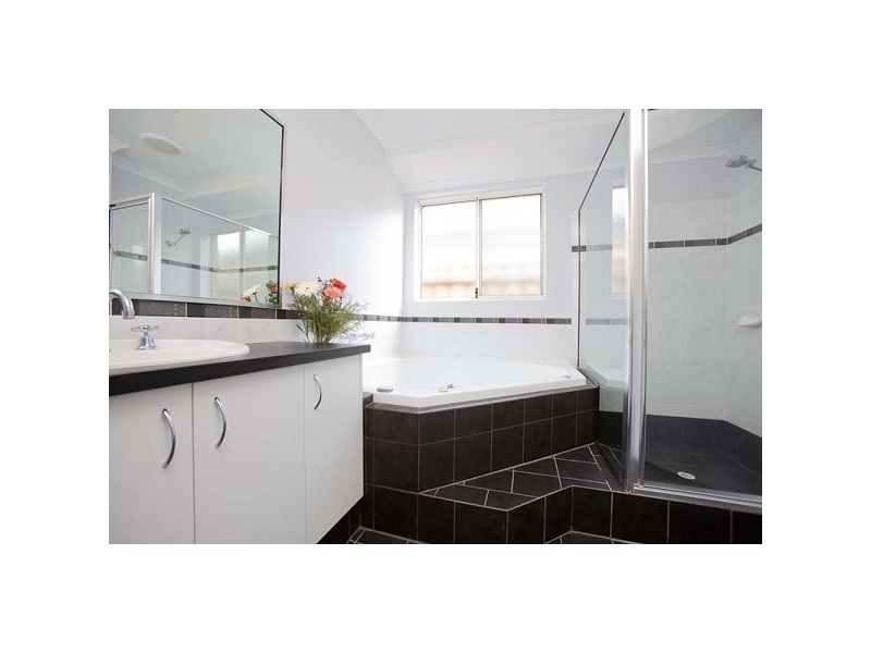 99 Charlottes Vista, Ellenbrook WA 6069