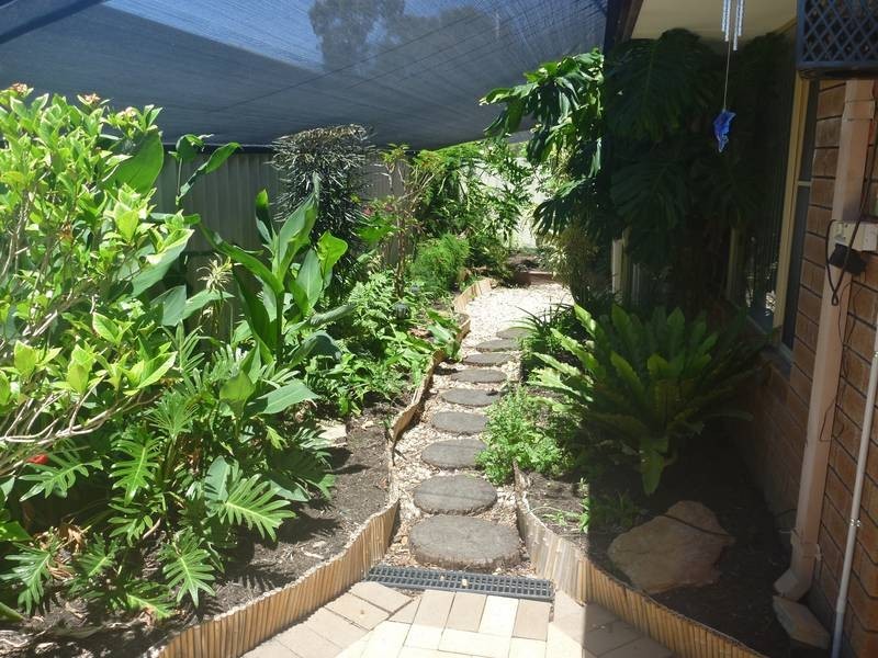 101 Blackadder Road, Swan View WA 6056