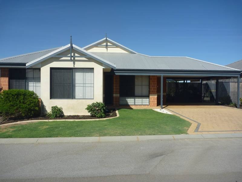 43 Rocklea Crescent, Ellenbrook WA 6069