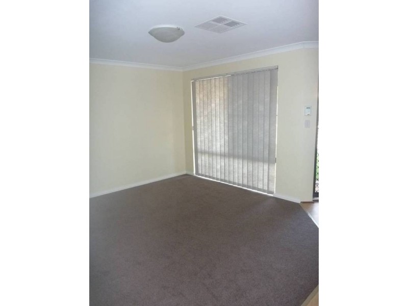 43 Rocklea Crescent, Ellenbrook WA 6069