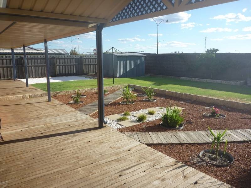 43 Rocklea Crescent, Ellenbrook WA 6069
