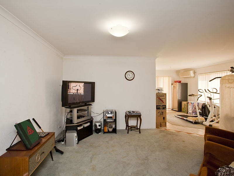 41 Cupello Drive, Swan View WA 6056