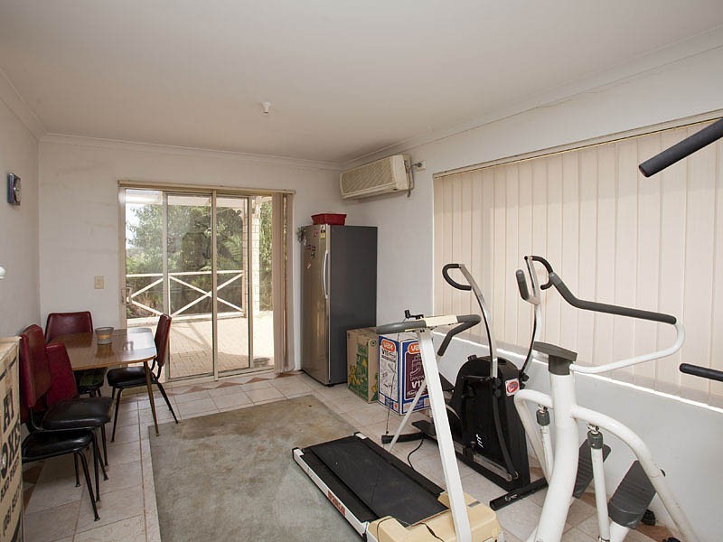 41 Cupello Drive, Swan View WA 6056