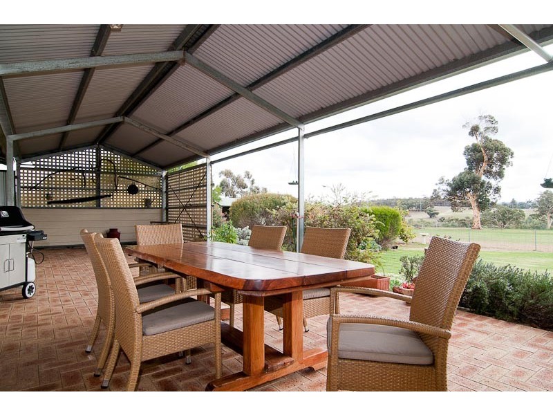 352 Chinganning Road, Bakers Hill WA 6562