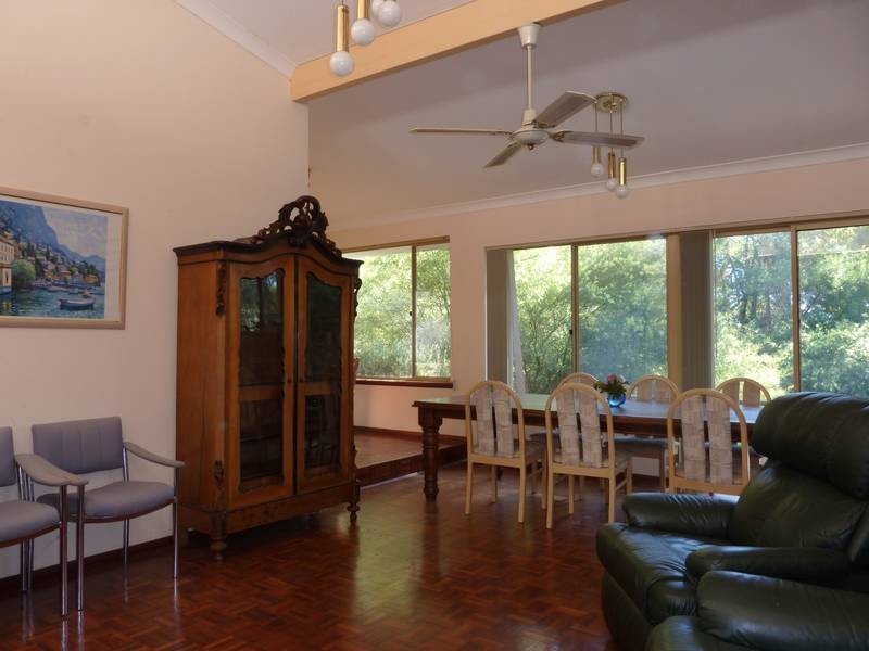 248 Reen Road, Gidgegannup WA 6083