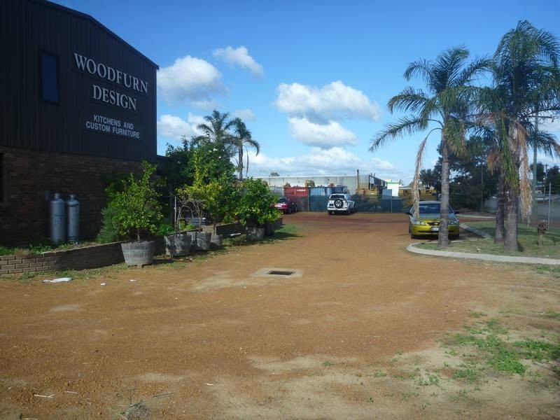 22-24 Stanhope Gardens, Midvale WA 6056