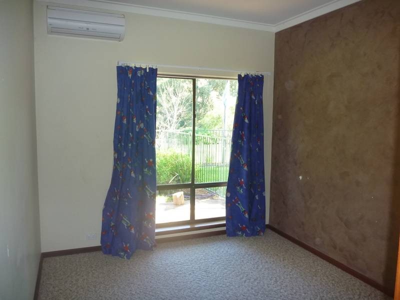 1220 Katharine Street, Helena Valley WA 6056