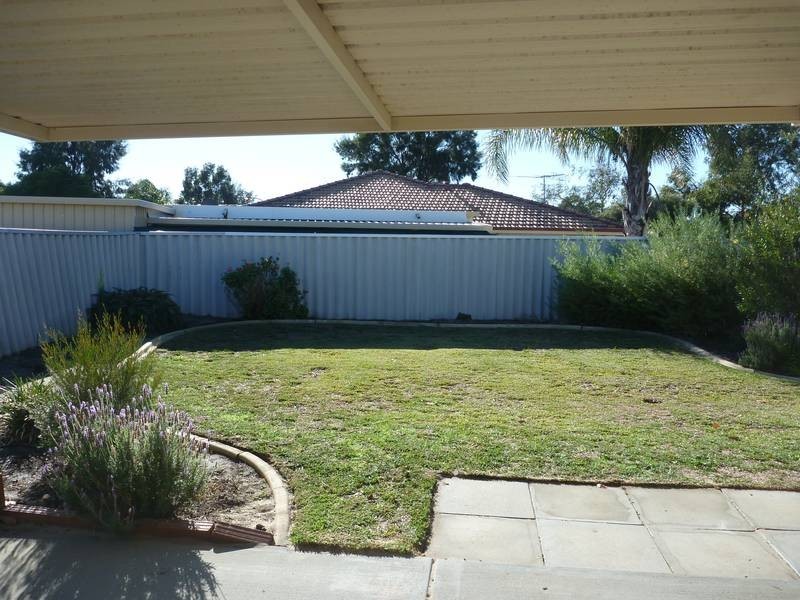 37 Waterlily Drive, Stratton WA 6056