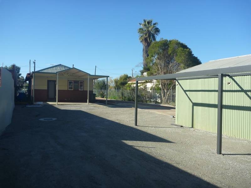 57 Great Northern Highway, Middle Swan WA 6056