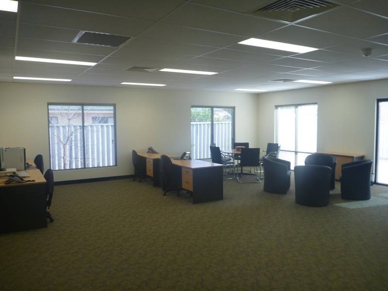 26 Railway Parade, Midland WA 6056