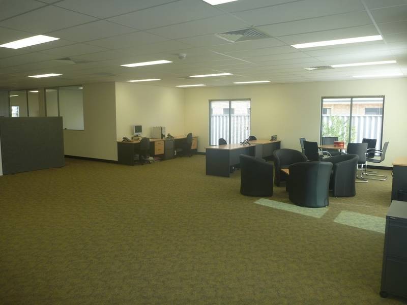 26 Railway Parade, Midland WA 6056