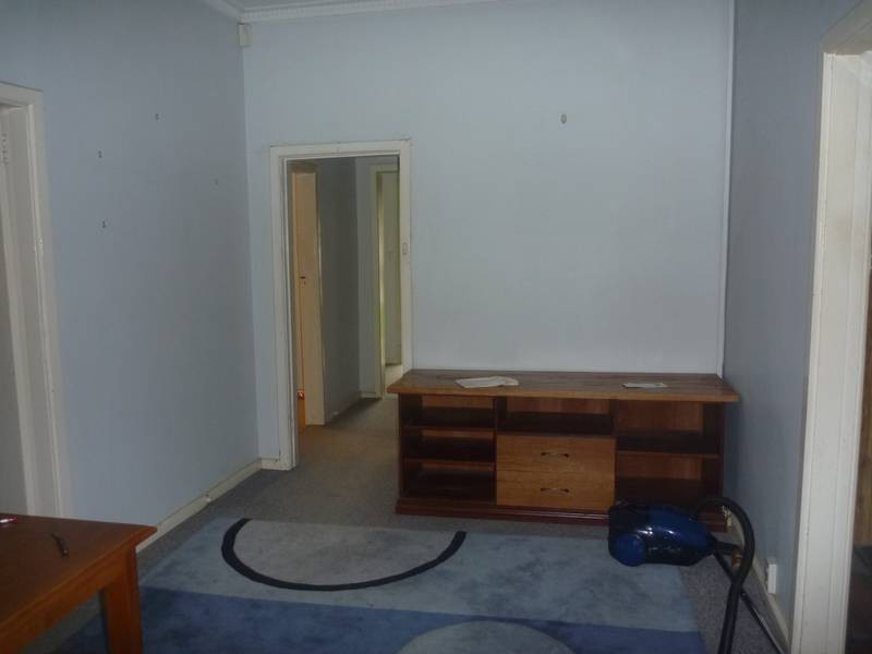 8 Elgee Road, Bellevue WA 6056