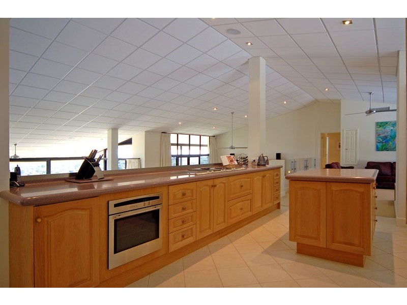 5 Forrest Road, Swan View WA 6056