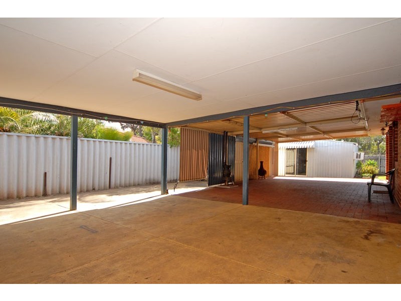 17 Kurrden Way, Swan View WA 6056