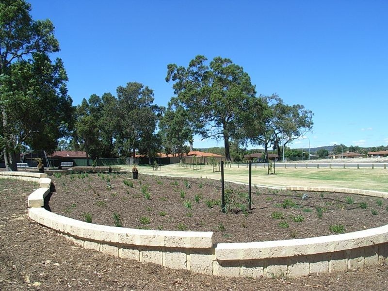 Lot 33 Spinebill Drive, Swan View WA 6056