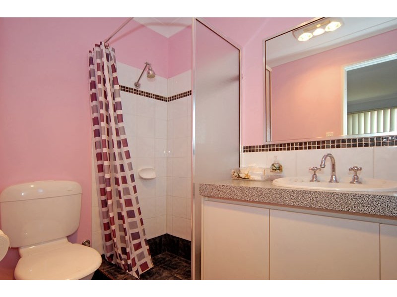 37 Pensacola Avenue, Caversham WA 6055