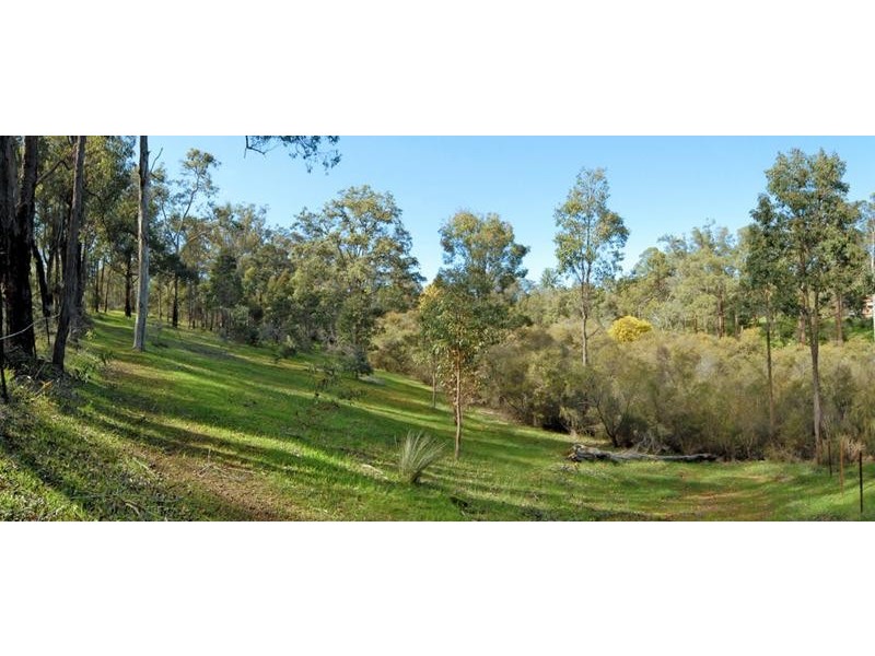 75 Clare Road, Hovea WA 6071