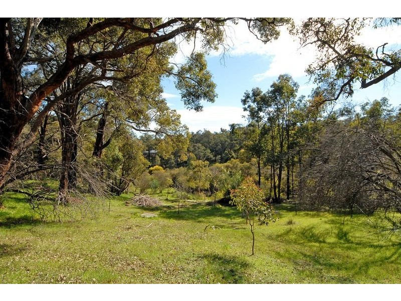 75 Clare Road, Hovea WA 6071