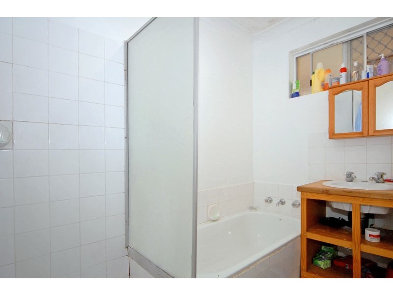 14 Bishop Road, Middle Swan WA 6056