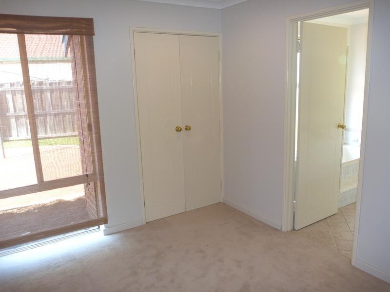 7 Kardier Mews, Viveash WA 6056