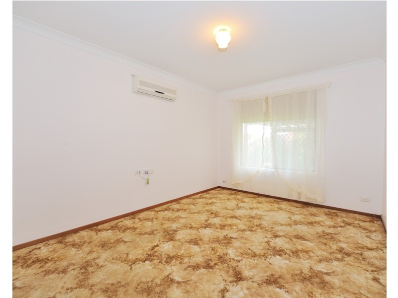 41 Christowe Drive, Swan View WA 6056