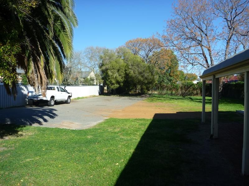 5 Padbury Terrace, Midland WA 6056