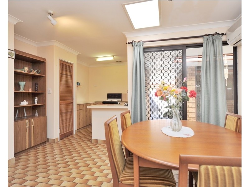 24/63 Amherst Road, Swan View WA 6056