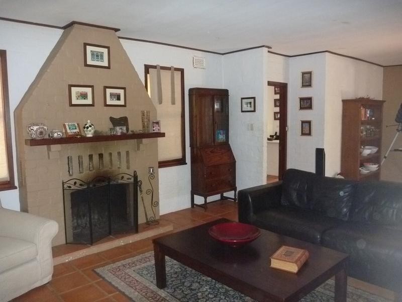 4 Linthorn Crescent, Greenmount WA 6056