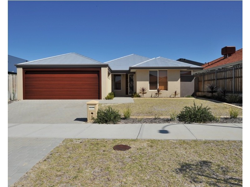 8 Leedon Drive, Ellenbrook WA 6069