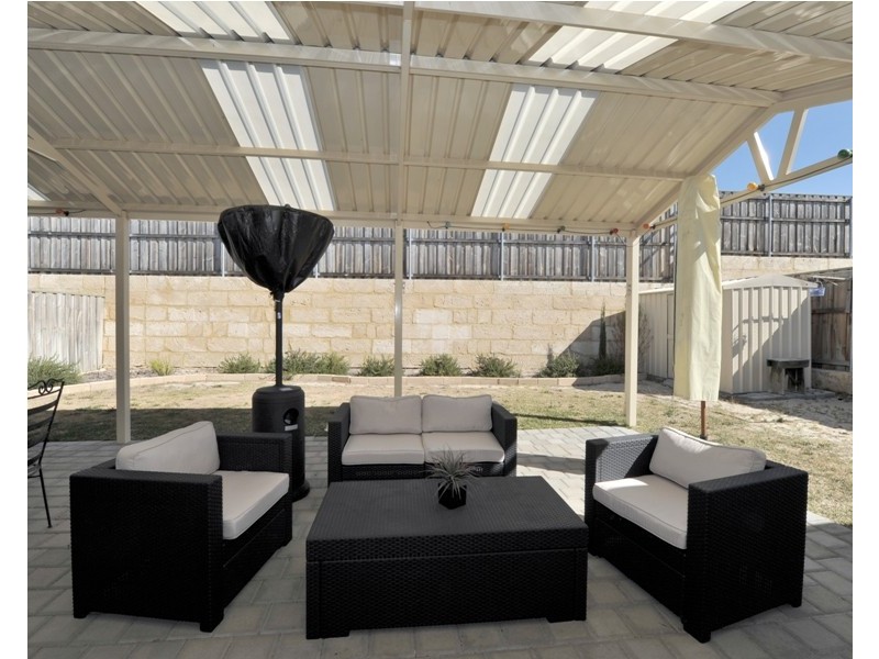 8 Leedon Drive, Ellenbrook WA 6069