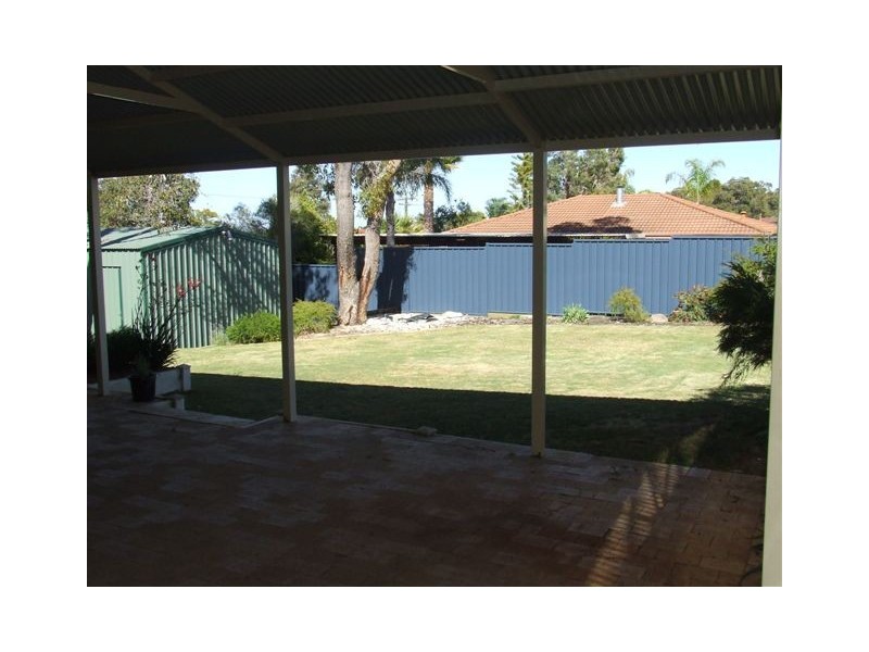 1 Pickett Street, Swan View WA 6056