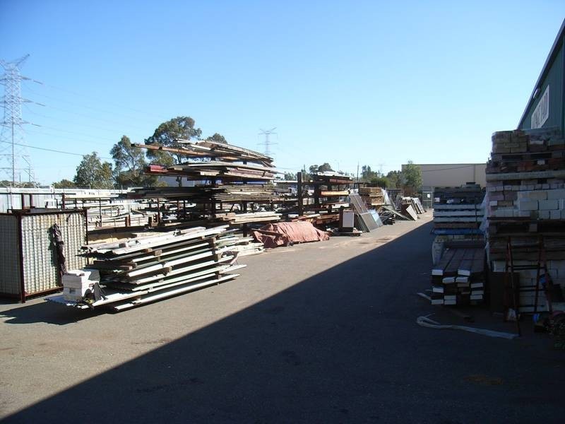 2 Gallant Court, Midvale WA 6056