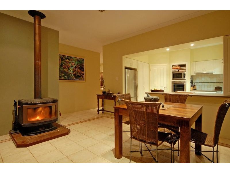 1100 Wildberry Drive, Stoneville WA 6081