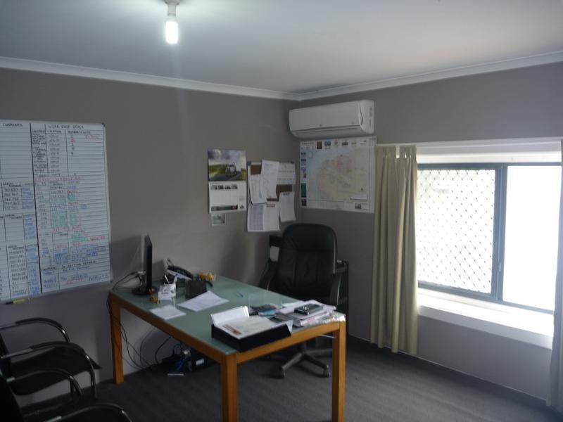 41 Wandeara Crescent, Mundaring WA 6073