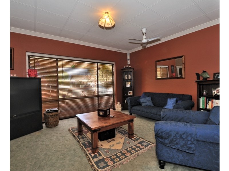 46 Bushby Street, Midvale WA 6056